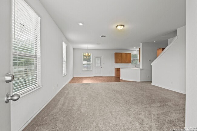 Building Photo - 1927 Overlook Knoll