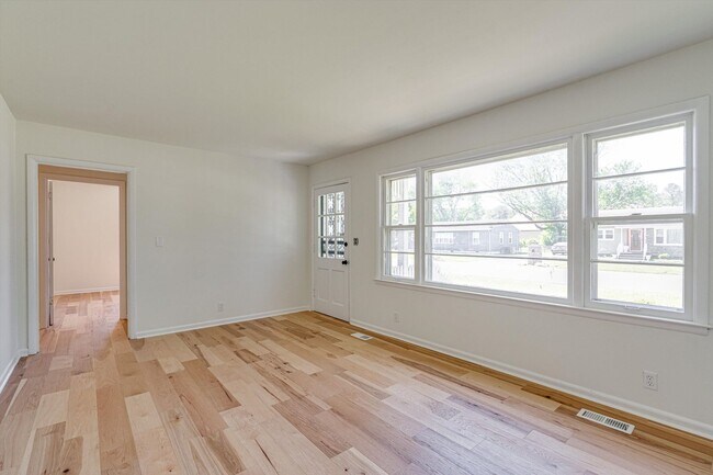 Foto del edificio - 3/ 2 Home for Rent!