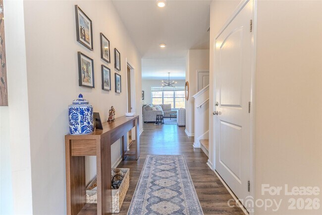 Foto del edificio - 4471 Dover Ct