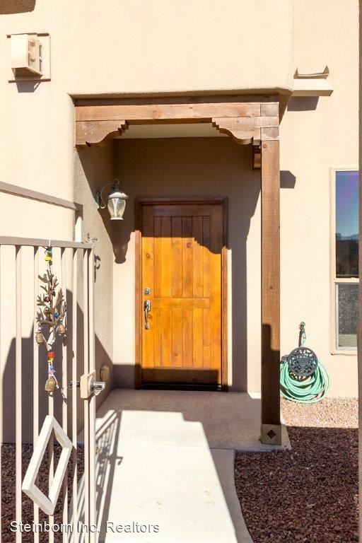 Foto del edificio - 1 br, 1.5 bath House - 4307 Nambe Ct.