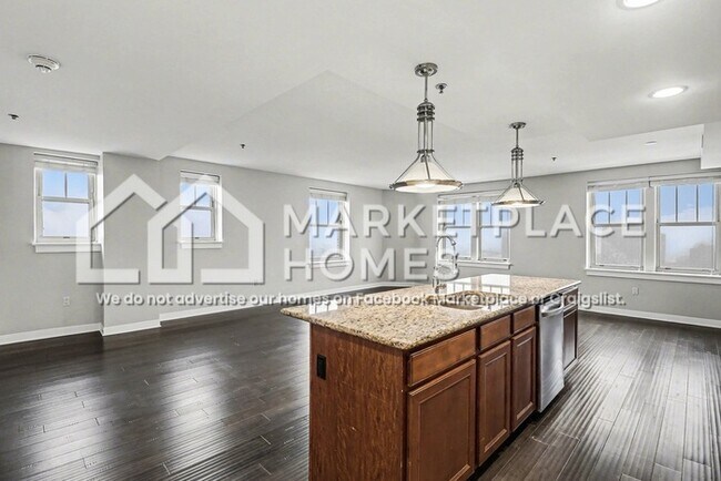 Foto del edificio - 525 W Lafayette Blvd