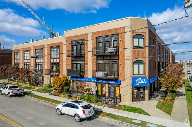 Foto del edificio - District Lofts