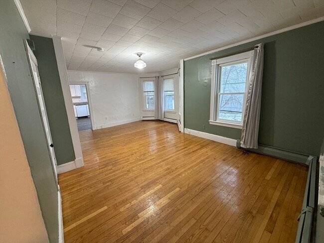 Building Photo - 17 Moraine Pl