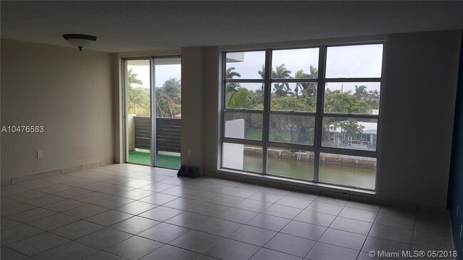Building Photo - GUILDFORD CONDO