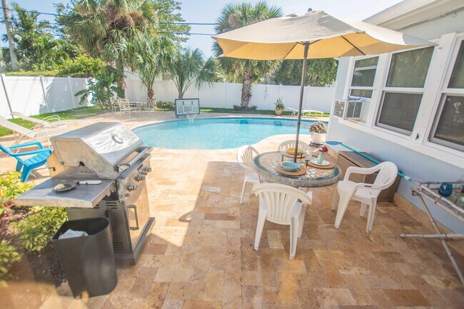 Foto del edificio - 1165 Cabana Rd