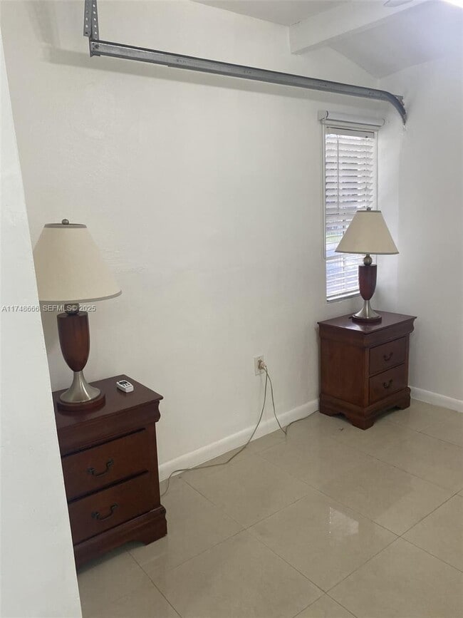 Foto del edificio - 2141 N 58th Ave