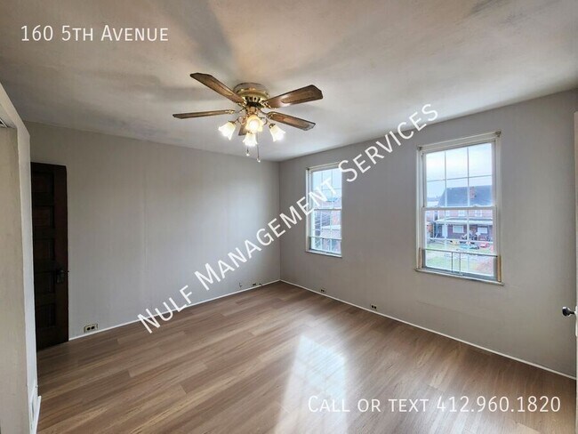 Foto del edificio - 160 5th Ave