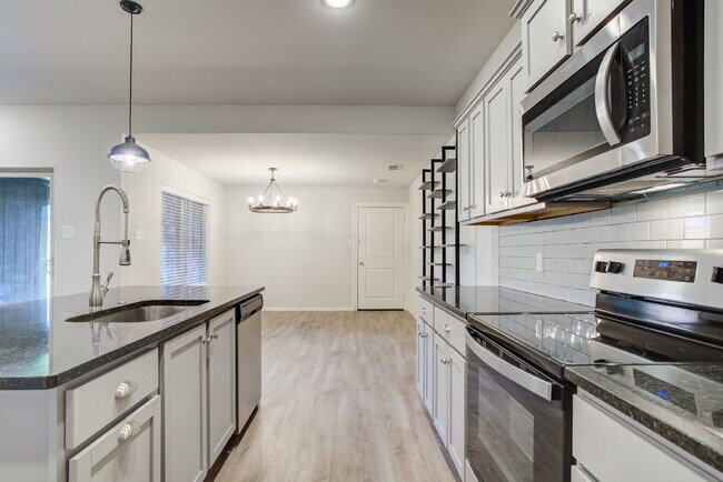 Foto del edificio - Modern townhome in South Lubbock
