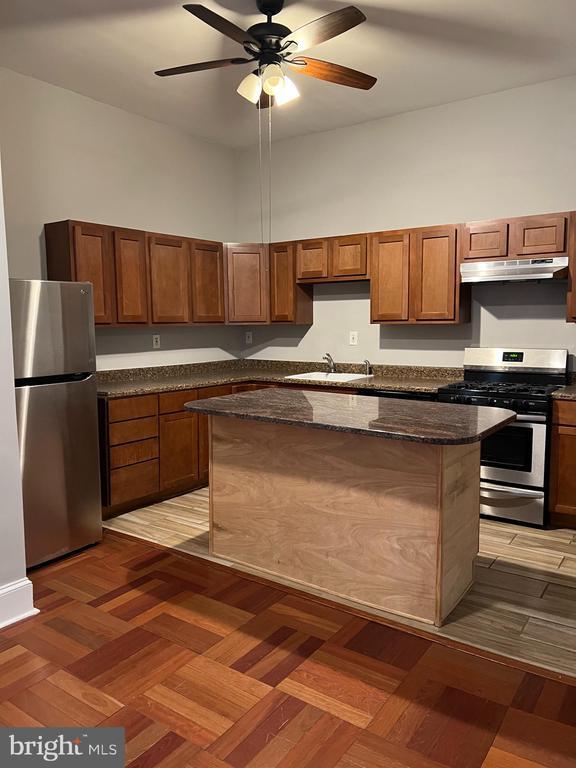 Foto del edificio - 2319 Eutaw Pl