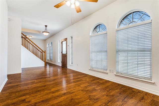 Foto del edificio - 2511 Thistle Ln