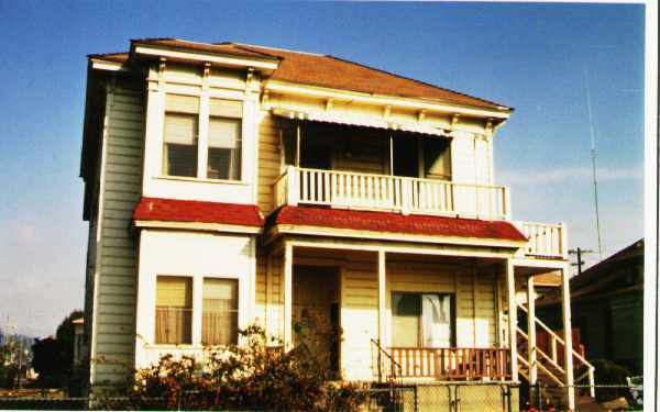 Primary Photo - 2901-2907 Manitou Ave