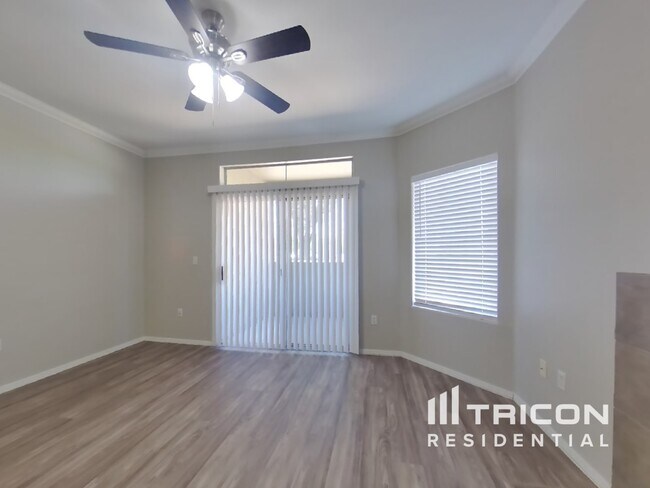 Foto del edificio - 5335 E Shea Blvd