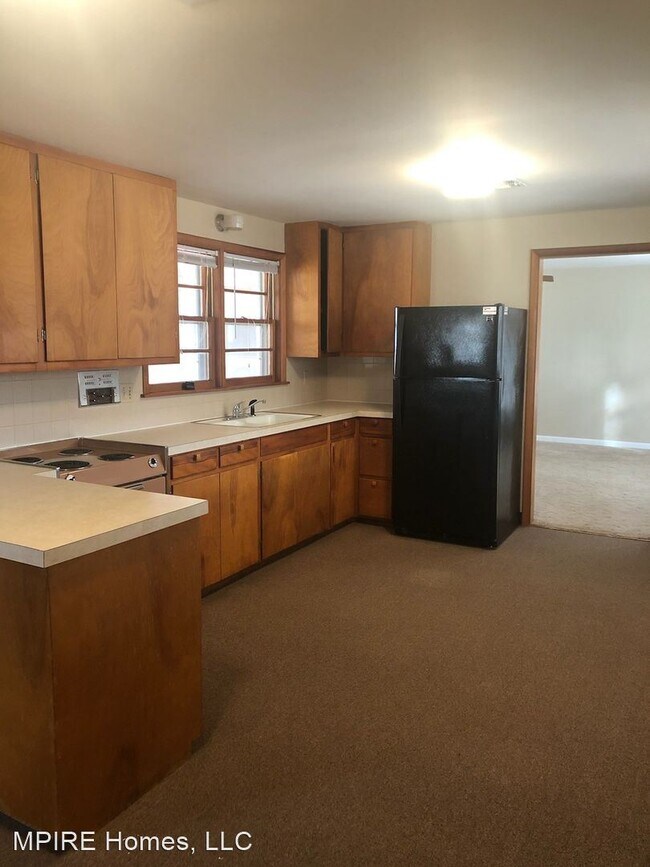 Building Photo - 3 br, 1 bath House - 1501 Lakin Ave.