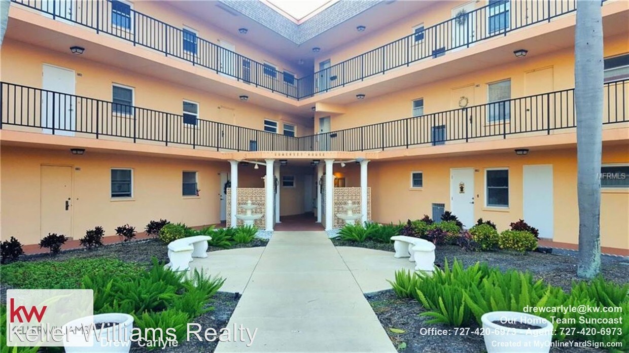 5020 Brittany Dr S, Saint Petersburg, FL 33715 House Rental in Saint