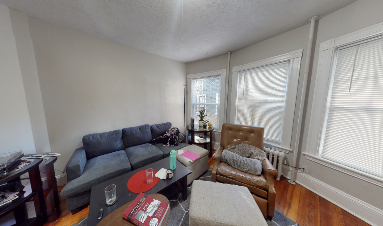 Foto principal - 5 Eustis St
