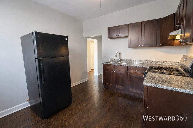 Foto del edificio - 310 S Springfield Ave