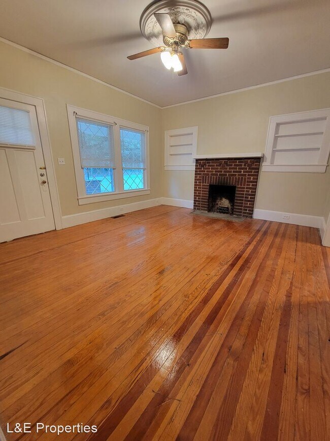 Foto del edificio - 3 br, 1 bath House - 12715 Moores Chapel Road