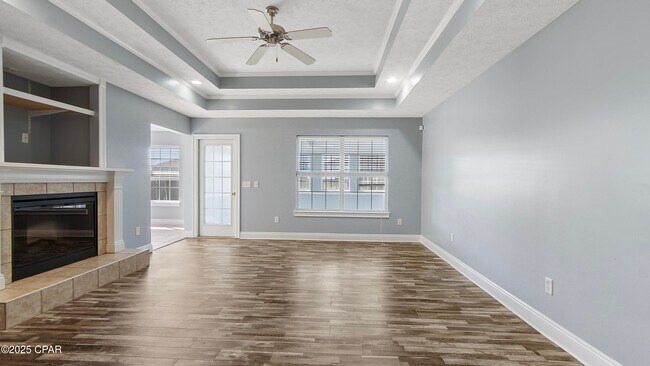 Foto del edificio - 4806 McCall Ln