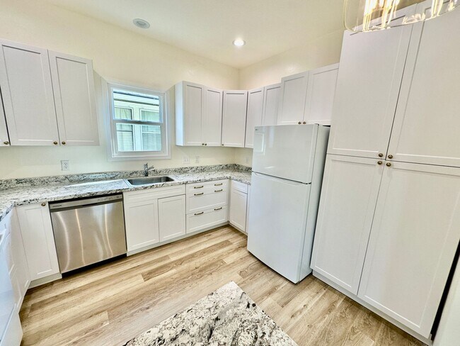 Foto del edificio - New on the Market!