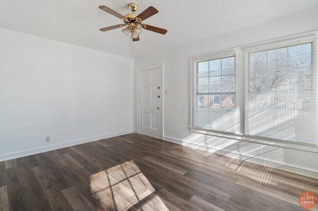 Foto del edificio - 1307 Durham Ave