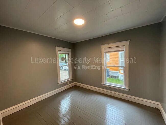 Foto del edificio - 720 Oak St