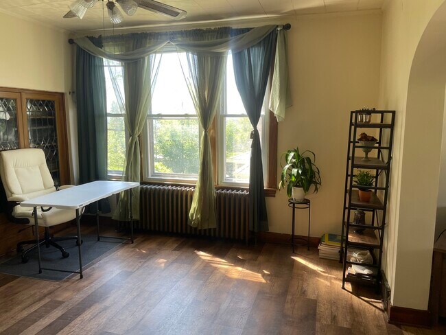 Foto del edificio - 2226 Delaware Ave