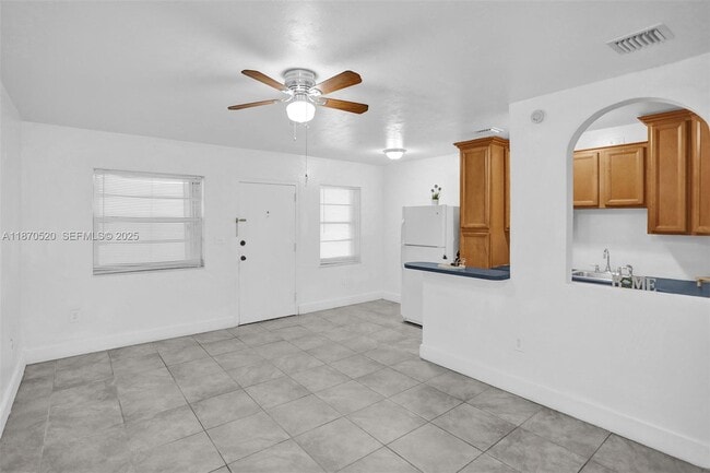 Foto del edificio - 1860 Venice Park Dr