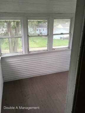 Primary Photo - 3 br, 1 bath House - 2829 E 4th St