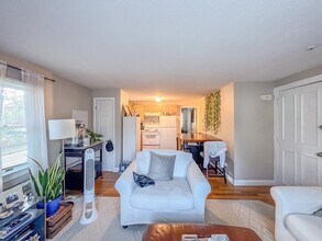 Building Photo - 18 Germain Ave