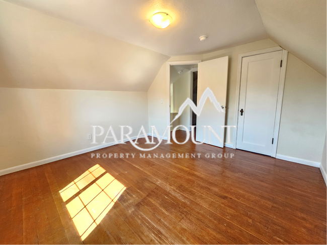 Foto del edificio - Vintage Charm in a Prime Bremerton Location!