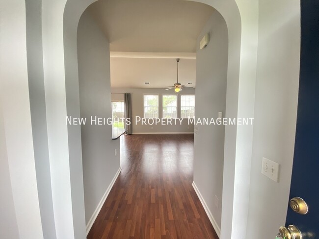 Building Photo - Grand Oaks Plantation Home For Rent!!