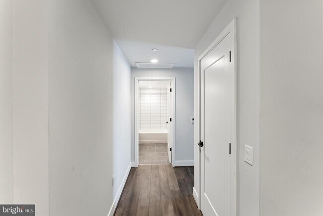 Foto del edificio - 1300 4th St SE
