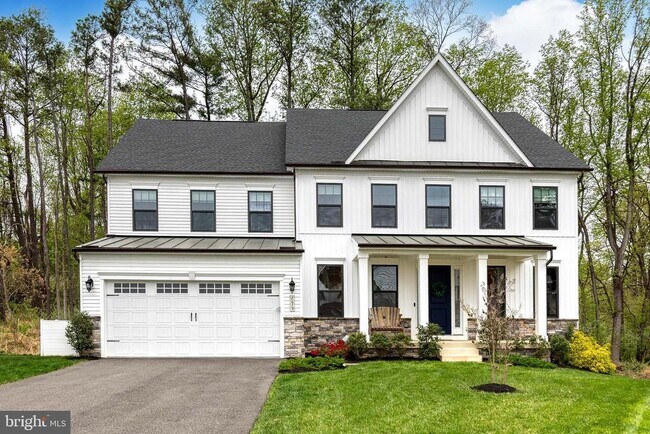 Foto del edificio - 7679 Cross Creek Dr
