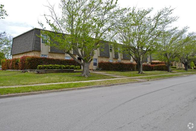 Foto del edificio - Keller Place Apartments