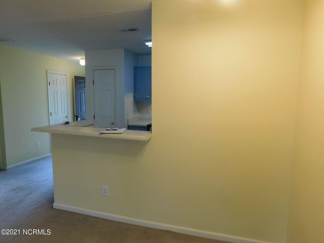 Building Photo - 128 Kobe Dr