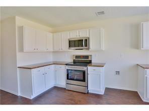 Building Photo - 208 Crystalwood Dr