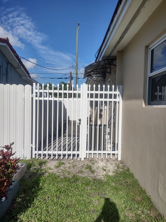 Locked Gate - 1713 SW 100th Ave