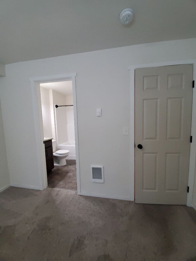 Interior Photo - Kendal Court