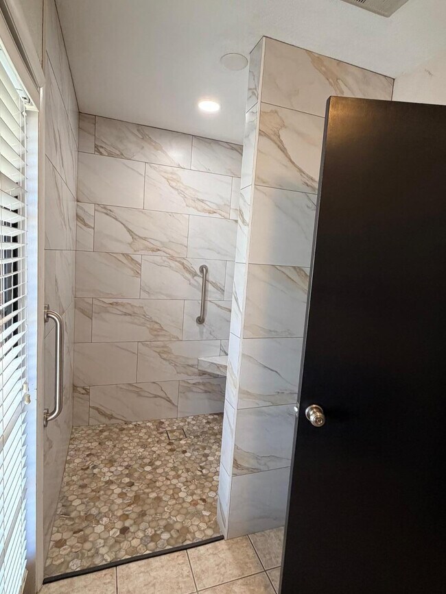 Building Photo - 4224 Ashler Hills Dr
