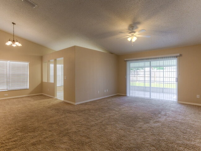 Building Photo - 1724 Elk Spring Dr