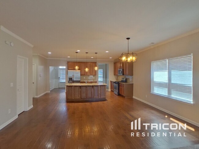 Foto del edificio - 7587 Crawford Ct