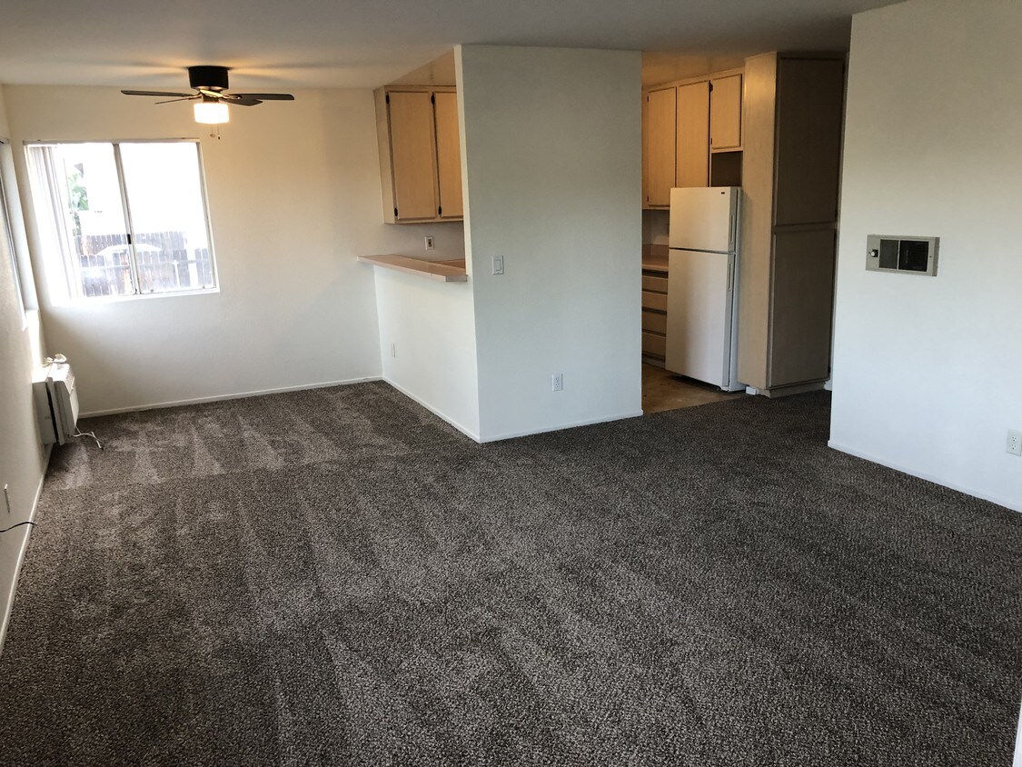 Foto principal - 12356 Parkside St