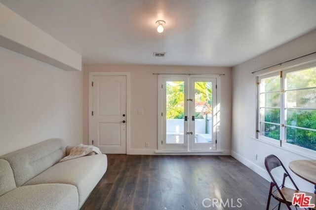 Foto del edificio - 4121 Shelburn Ct