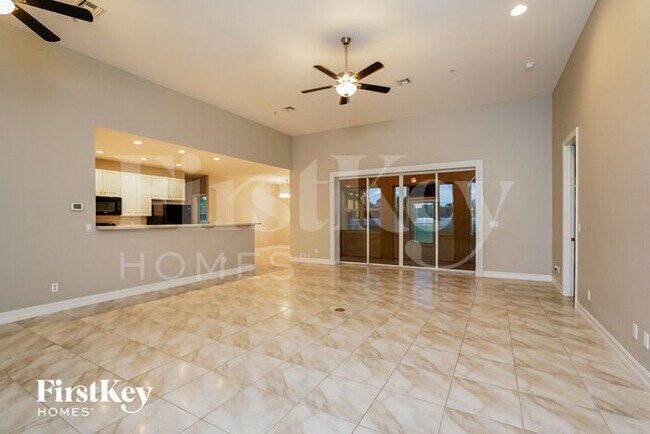 Building Photo - 16710 Oak Grove Ct