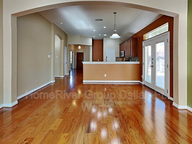 Foto del edificio - 2327 Wise Rd