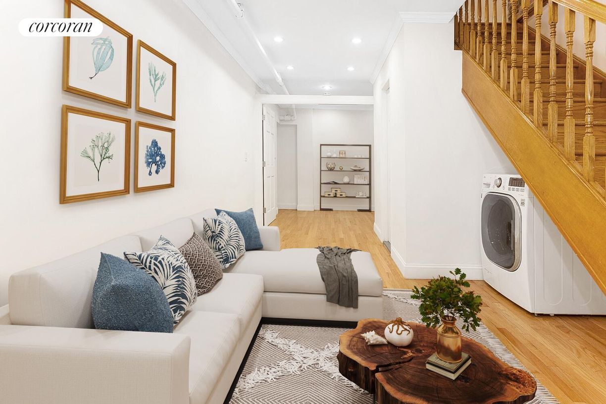 Foto del edificio - 542 E 82nd St