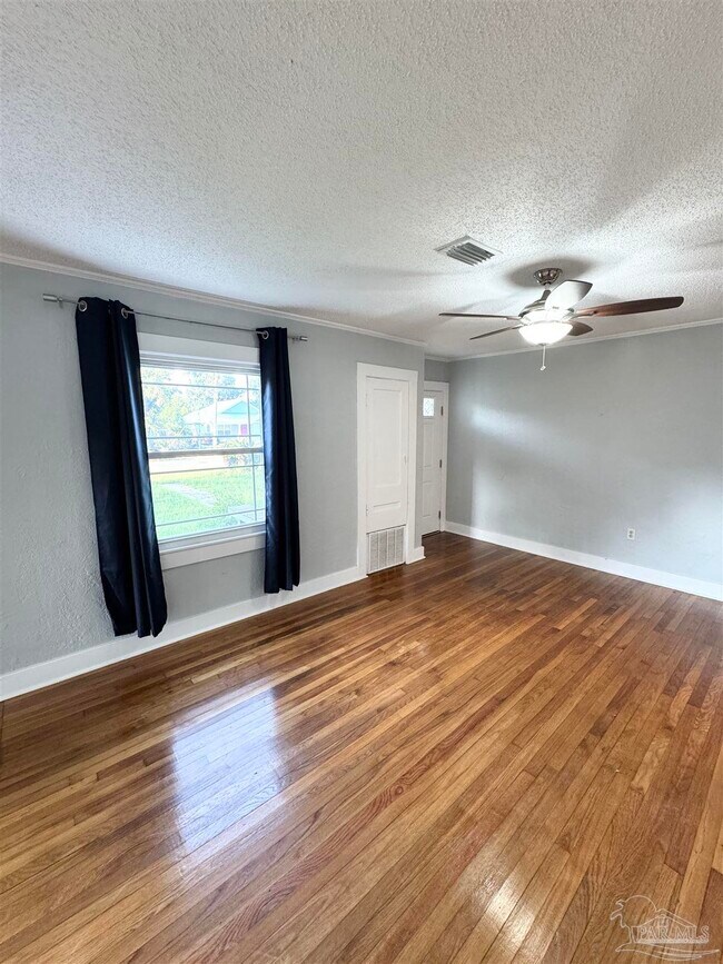 Building Photo - 1200 Wilson Ave