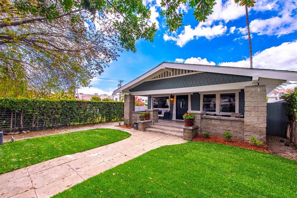 Foto principal - 1311 N Cherokee Ave