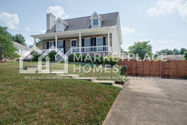 Foto del edificio - 416 Sandburg Dr