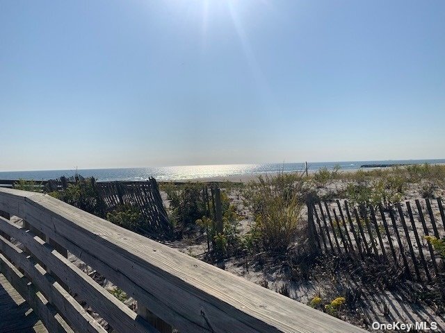 Primary Photo - 984 Oceanfront